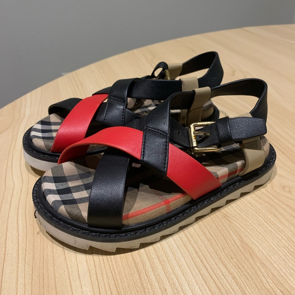 Burberry Black and Red Leather Sandals with Crossover Straps